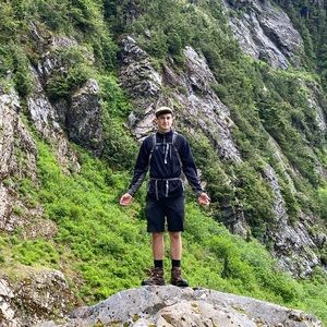 Meet your Posher, Ethan